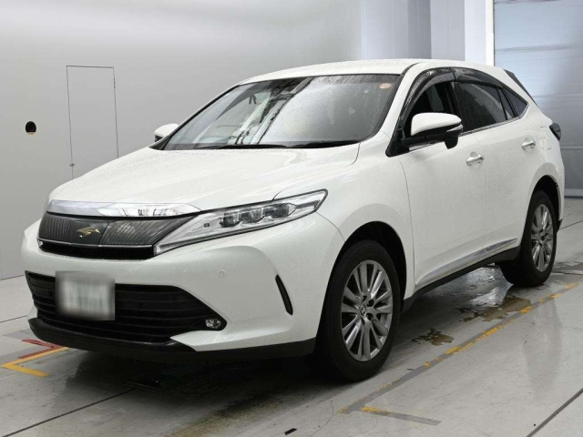 TOYOTA HARRIER — фото