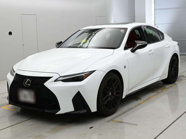LEXUS IS — фото