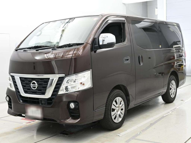 NISSAN CARAVAN — фото