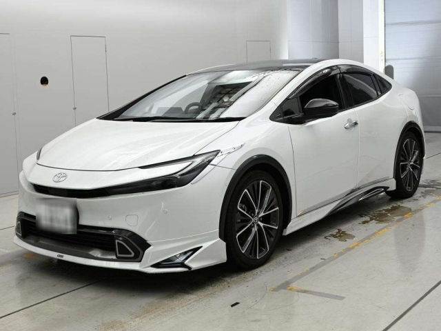 TOYOTA PRIUS — фото