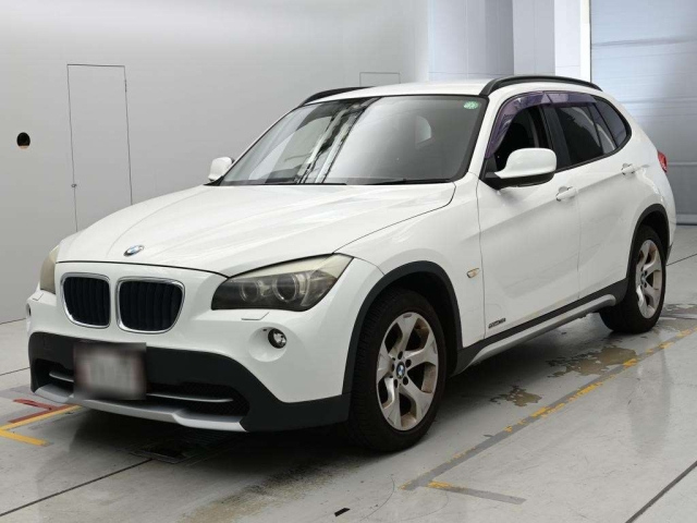 BMW X1 — фото
