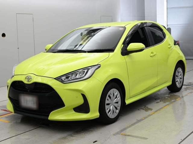 TOYOTA YARIS — фото