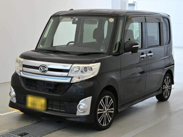 DAIHATSU TANTO — фото