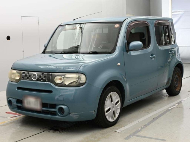 NISSAN CUBE — фото