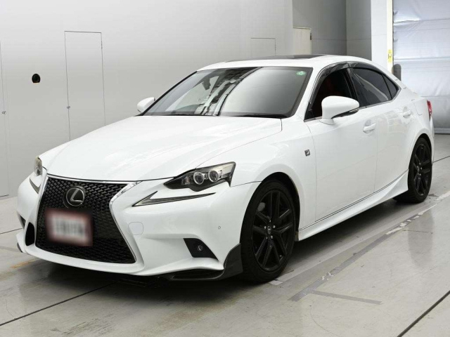 LEXUS IS — фото