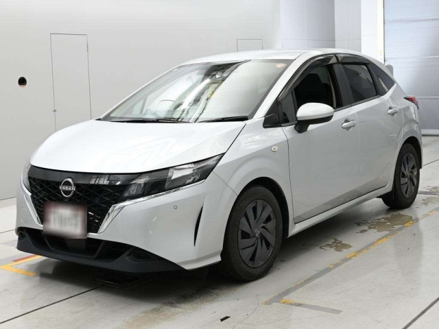 NISSAN NOTE — фото