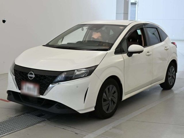 NISSAN NOTE — фото