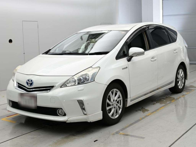 TOYOTA PRIUS — фото