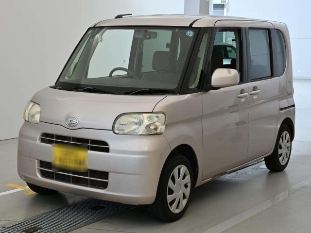 DAIHATSU TANTO — фото