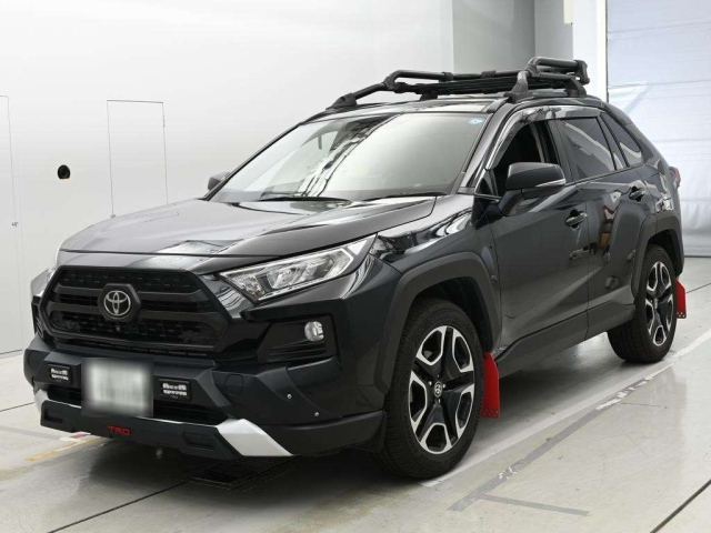 TOYOTA RAV4 — фото