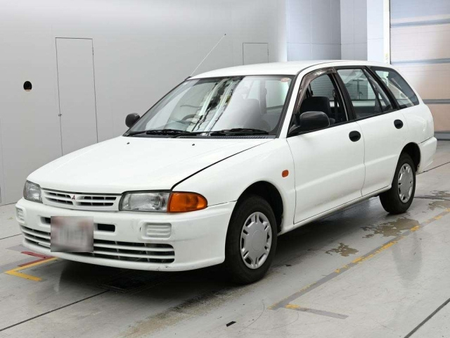 MITSUBISHI LIBERO — фото