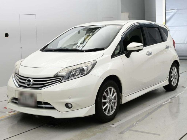 NISSAN NOTE — фото