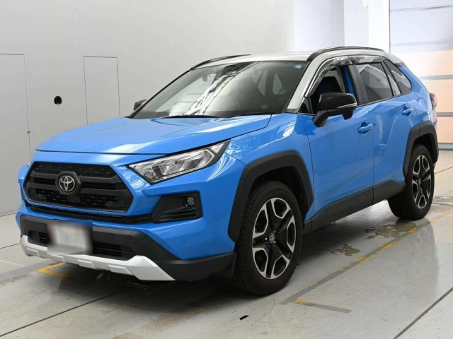 TOYOTA RAV4 — фото