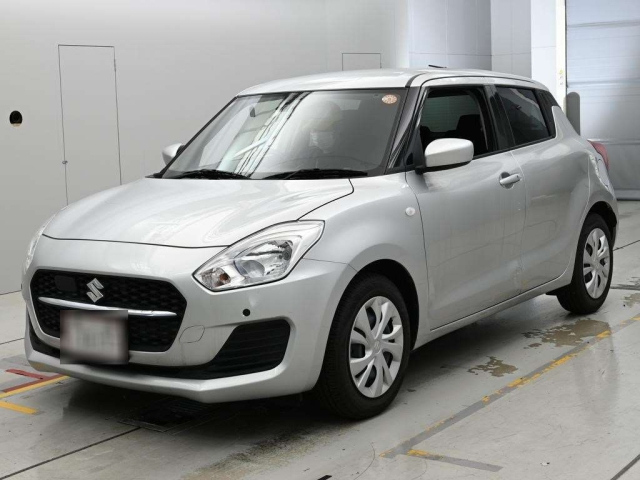 SUZUKI SWIFT — фото
