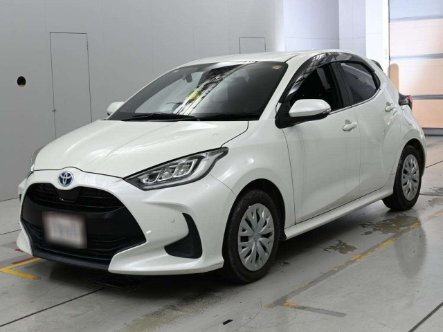 TOYOTA YARIS — фото