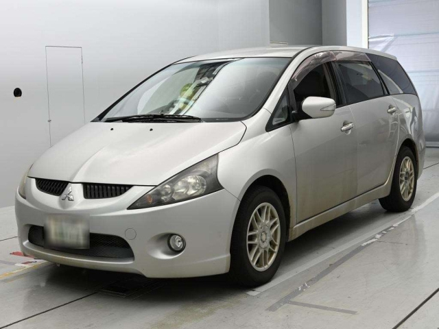 MITSUBISHI GRANDIS