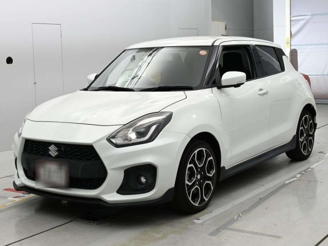 SUZUKI SWIFT — фото