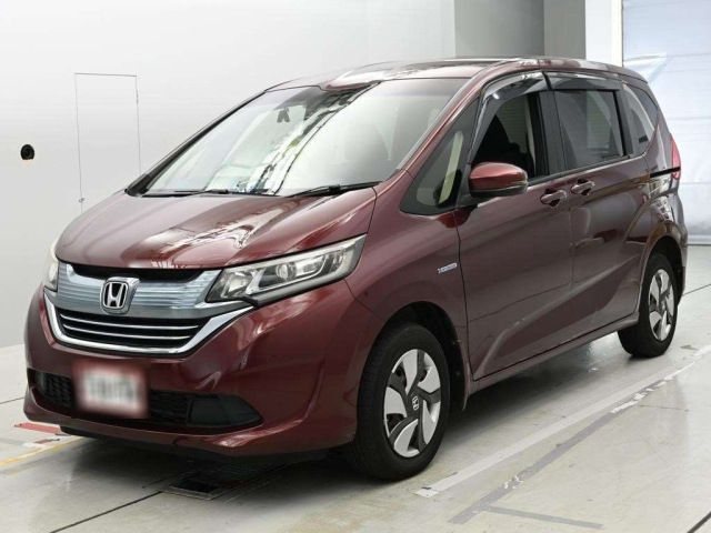 HONDA FREED — фото