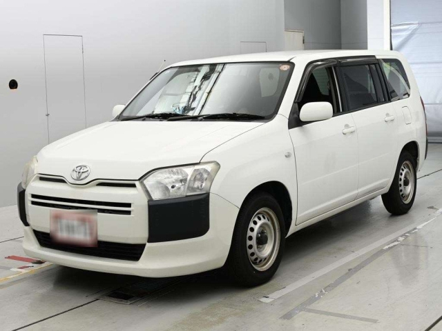 TOYOTA PROBOX — фото