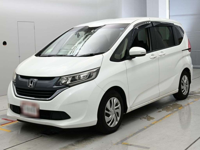 HONDA FREED — фото