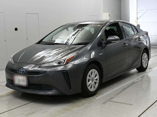 TOYOTA PRIUS — фото