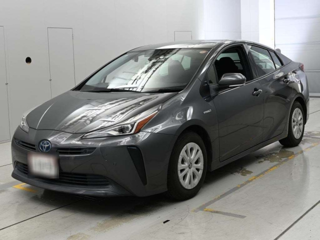 TOYOTA PRIUS — фото