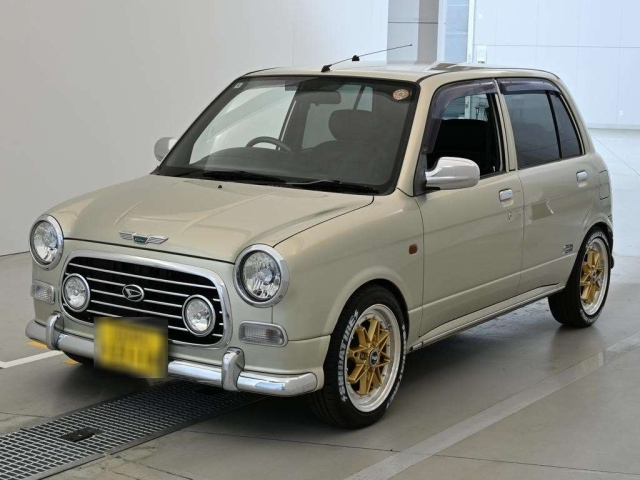 DAIHATSU MIRA — фото