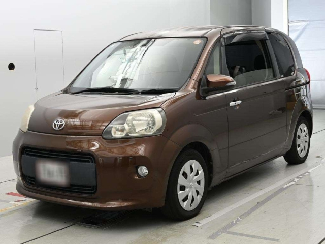 TOYOTA PORTE — фото
