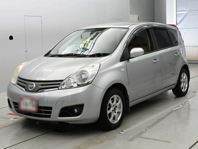 NISSAN NOTE — фото