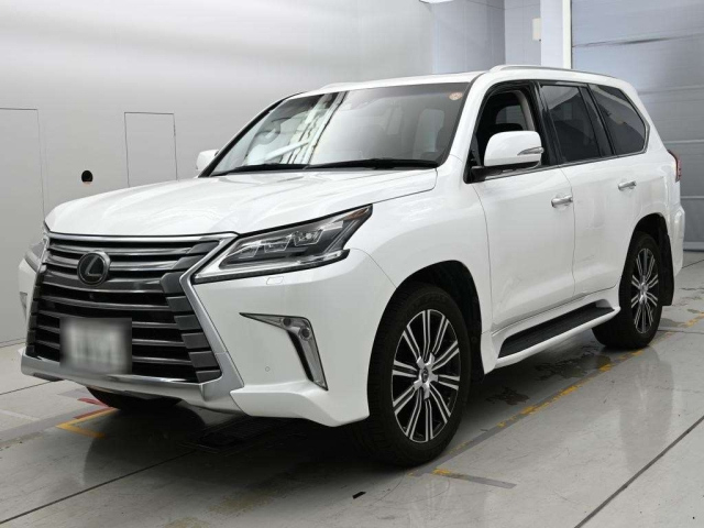 LEXUS LX — фото