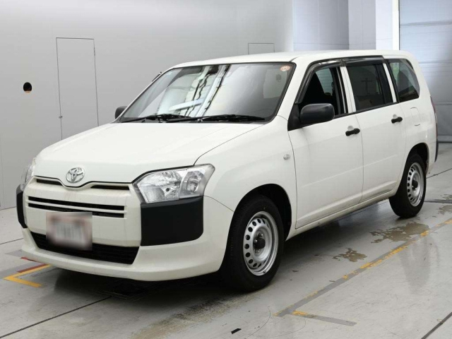 TOYOTA PROBOX — фото