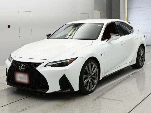 LEXUS IS — фото