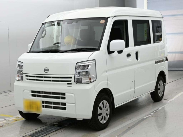 NISSAN CLIPPER — фото