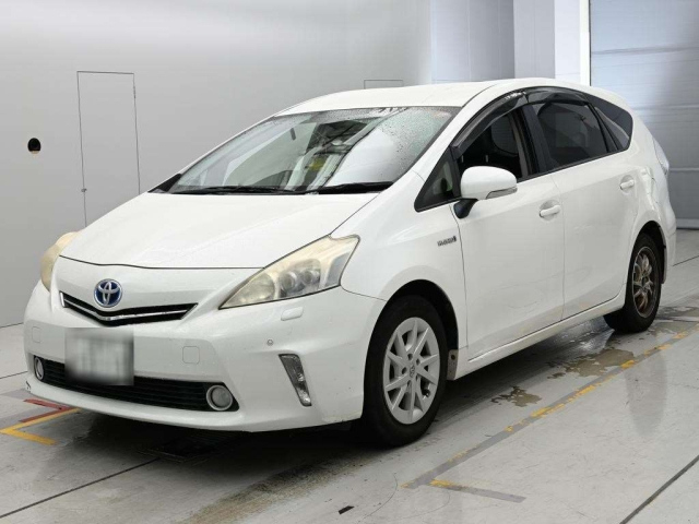 TOYOTA PRIUS — фото