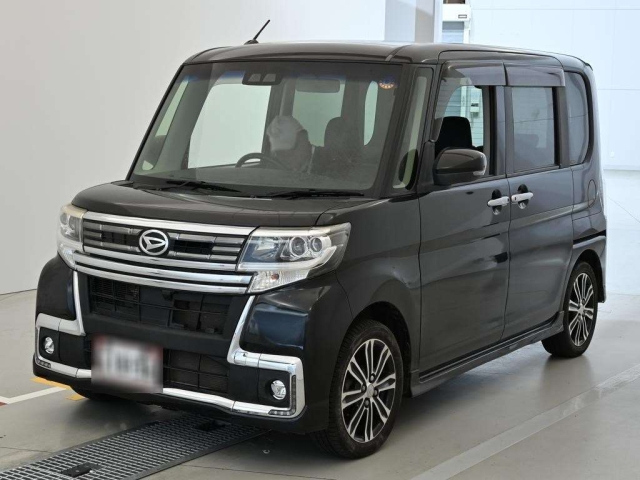 DAIHATSU TANTO — фото