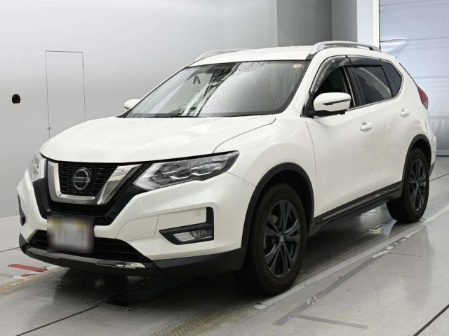 NISSAN X TRAIL — фото