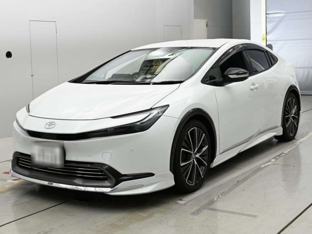 TOYOTA PRIUS — фото