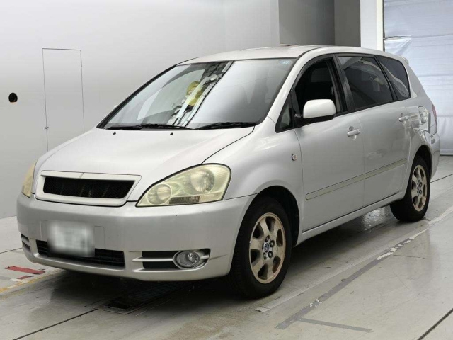 TOYOTA IPSUM — фото