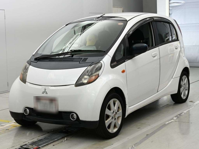 MITSUBISHI I — фото