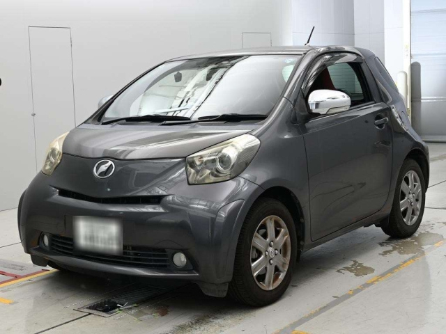 TOYOTA IQ