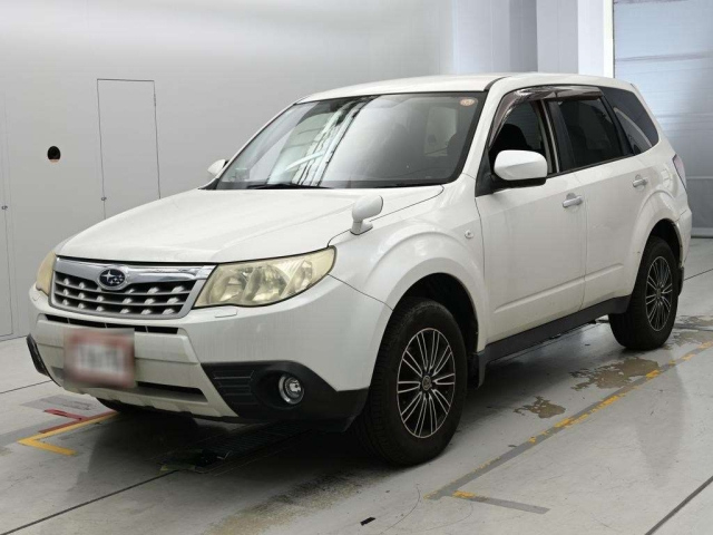 SUBARU FORESTER — фото