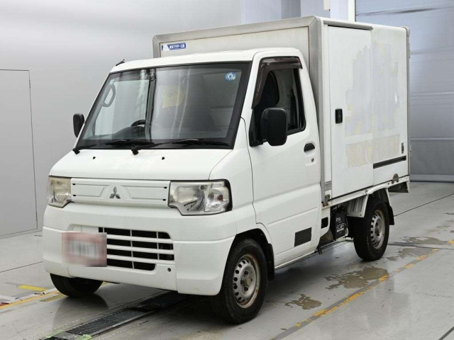 MITSUBISHI MINICAB — фото