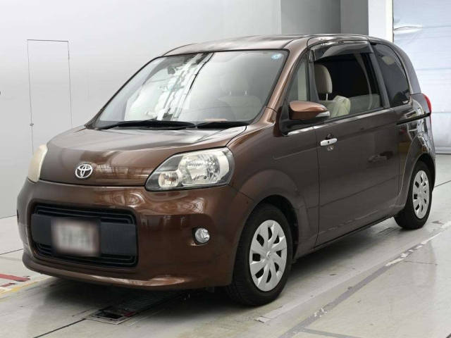TOYOTA PORTE — фото