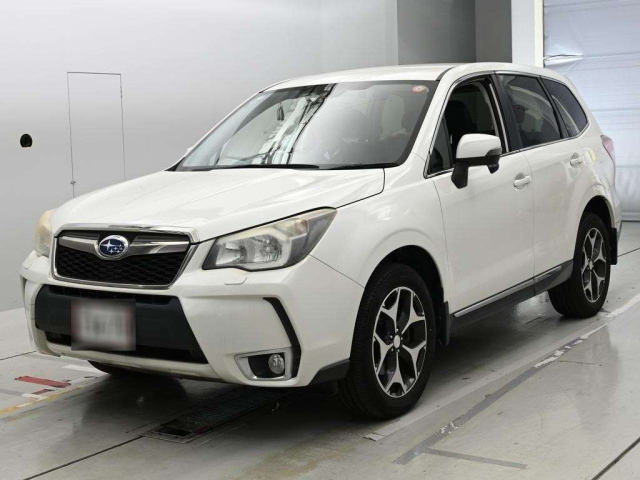 SUBARU FORESTER — фото