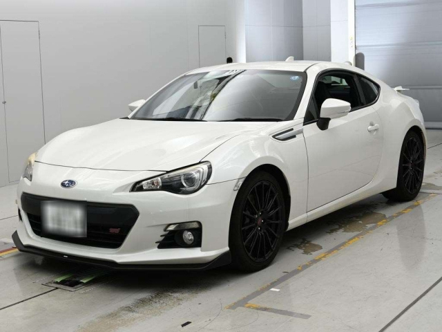 SUBARU BRZ — фото