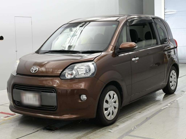 TOYOTA PORTE — фото