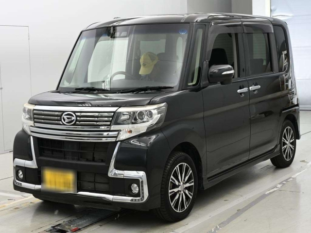 DAIHATSU TANTO — фото