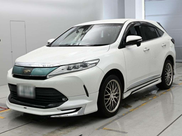TOYOTA HARRIER — фото
