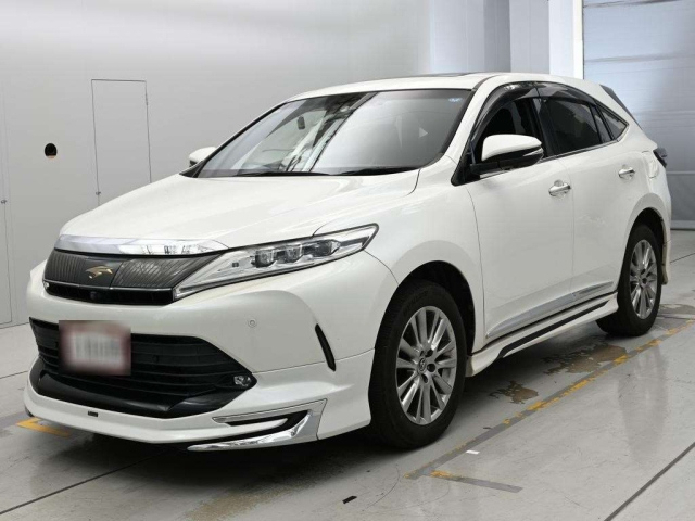 TOYOTA HARRIER — фото