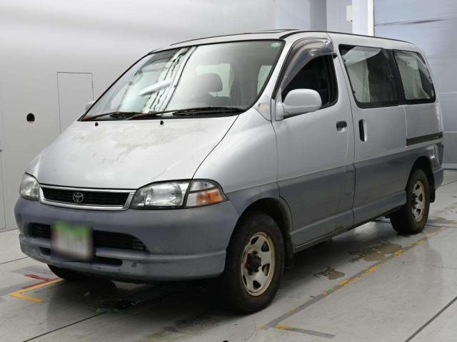 TOYOTA GRANVIA — фото